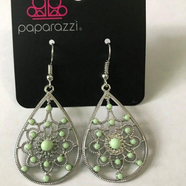 A Flair For Fabulous - Green